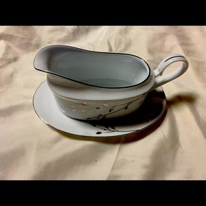 Noritake Birchwood gravy boat